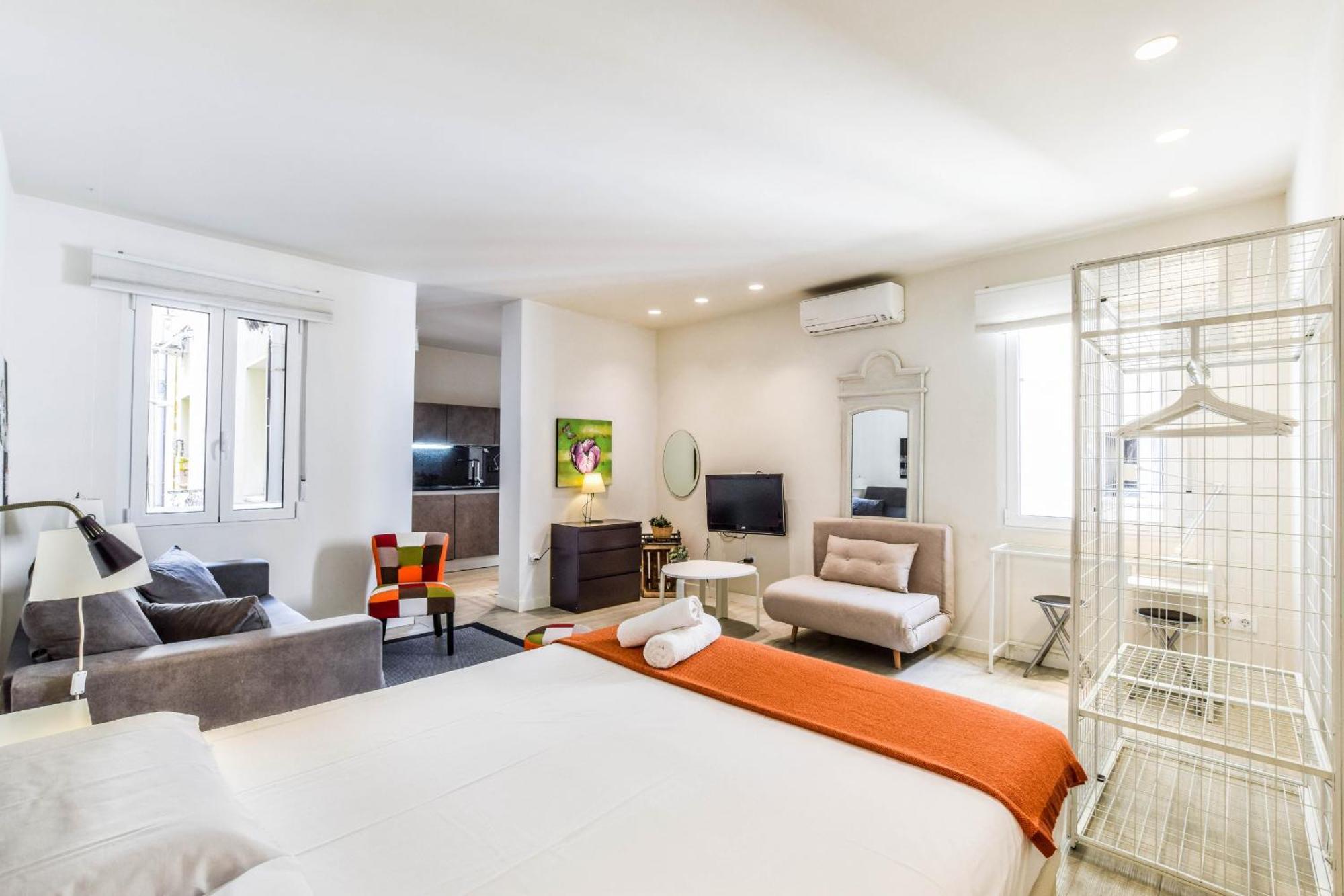 Apartamento Loft Reformado En Goya Alquiler Temporal Madrid Exterior foto